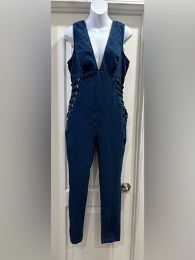 C’EST TOI Denim Laced Sides V-Neck Stretch  Jumpsuit  Size XL